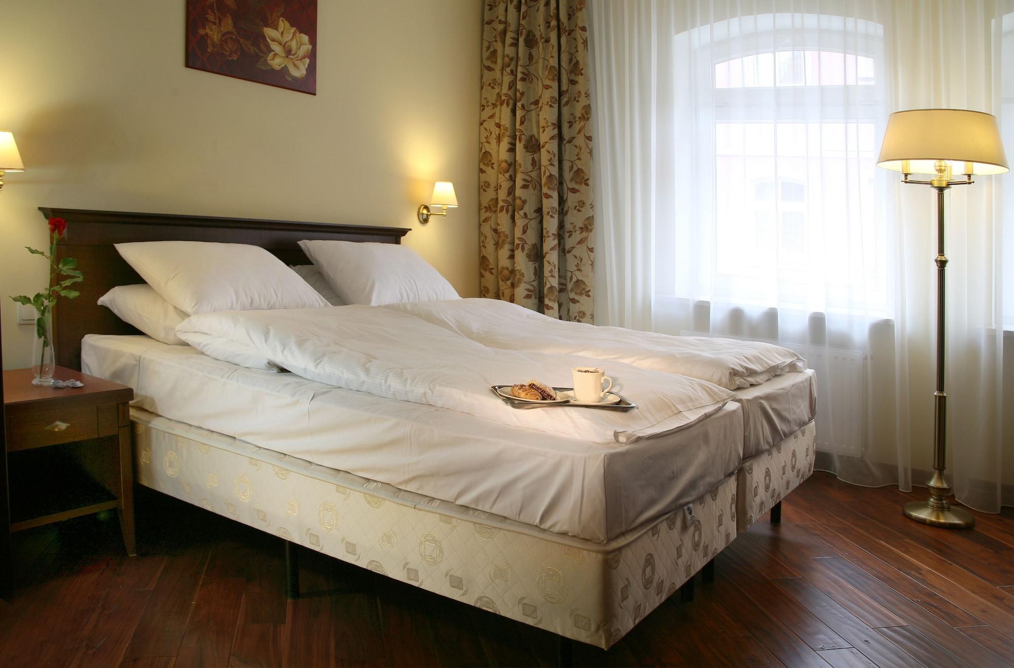 Kobza Haus Old Town Bed & Breakfast Gdansk Bagian luar foto