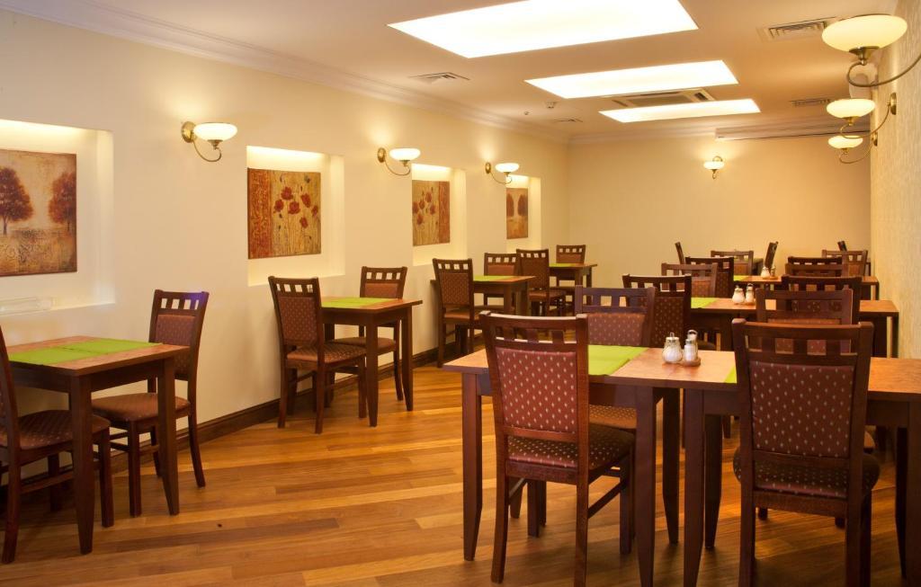 Kobza Haus Old Town Bed & Breakfast Gdansk Bagian luar foto