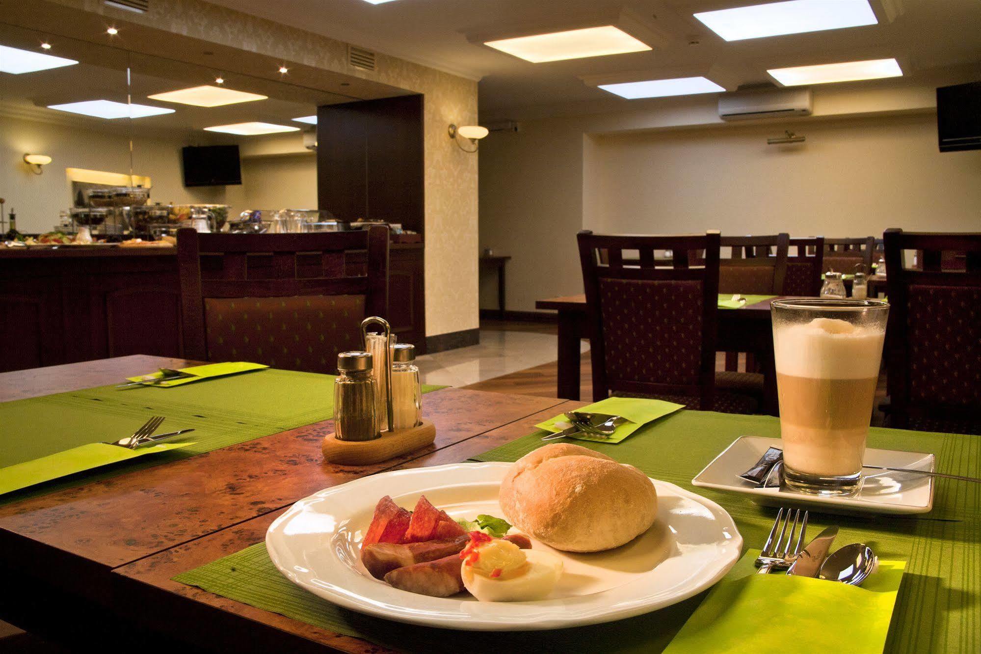Kobza Haus Old Town Bed & Breakfast Gdansk Bagian luar foto